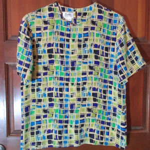 SILKS BY JOAN LESLIE Size 12 Blouse Short Sleeve